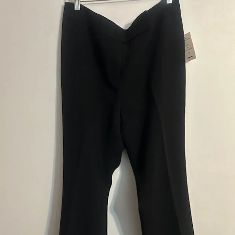 Tahari ASL Black lined trouser, size 18